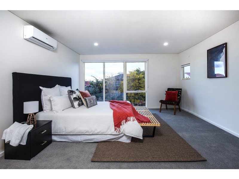7A Downland Square, Avondale Heights VIC 3034