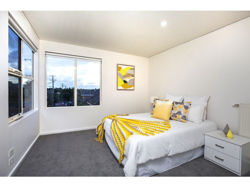 7A Downland Square, Avondale Heights VIC 3034