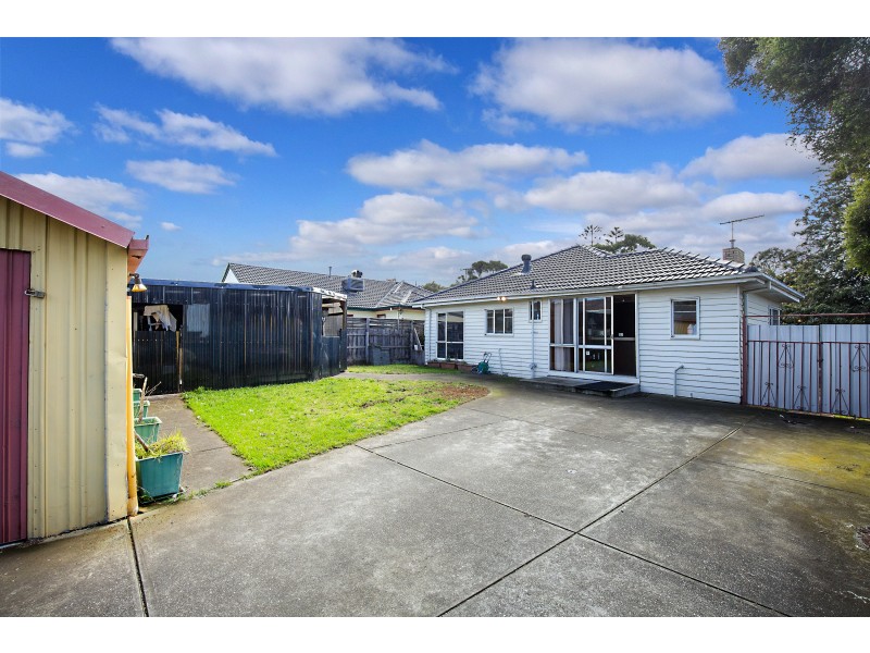 31 Macey Avenue, Avondale Heights VIC 3034