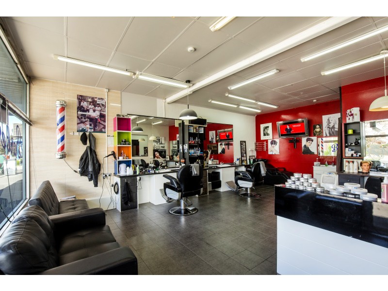 141 Military Road, Avondale Heights VIC 3034