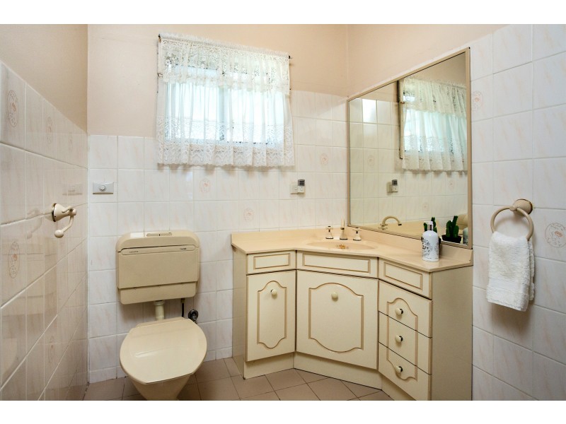 30 Clarendon Street, Avondale Heights VIC 3034