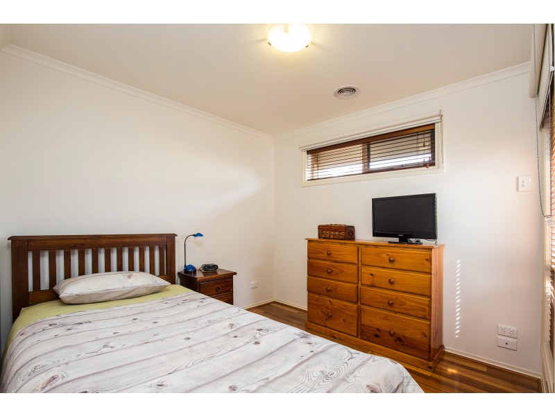 23 Ridley Avenue, Avondale Heights VIC 3034
