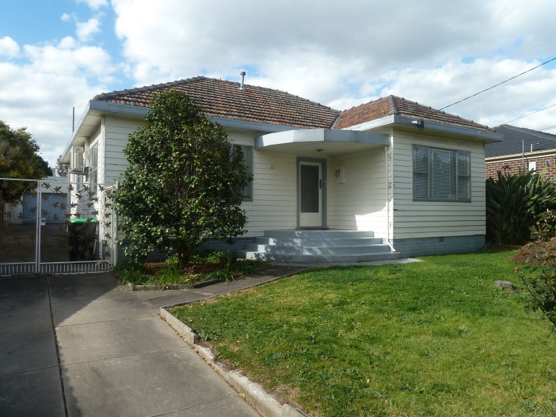 30 Carrington Rd, Niddrie VIC 3042