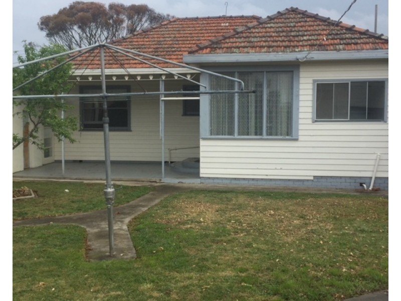 30 Carrington Rd, Niddrie VIC 3042