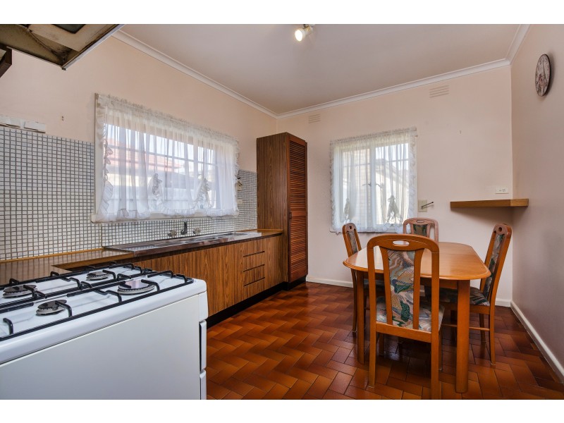 23 Macey Avenue, Avondale Heights VIC 3034