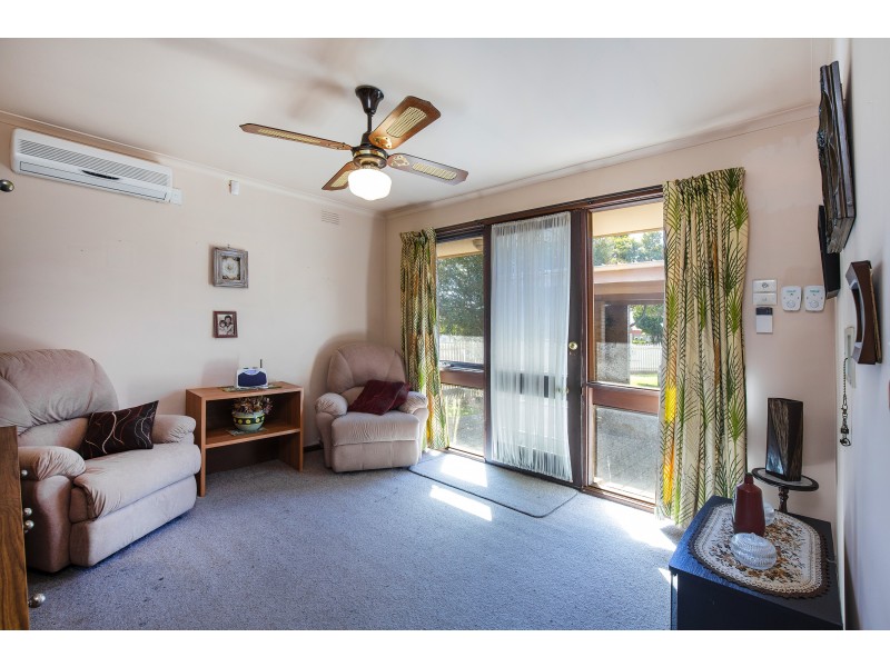 35 Bordeaux Street, Avondale Heights VIC 3034