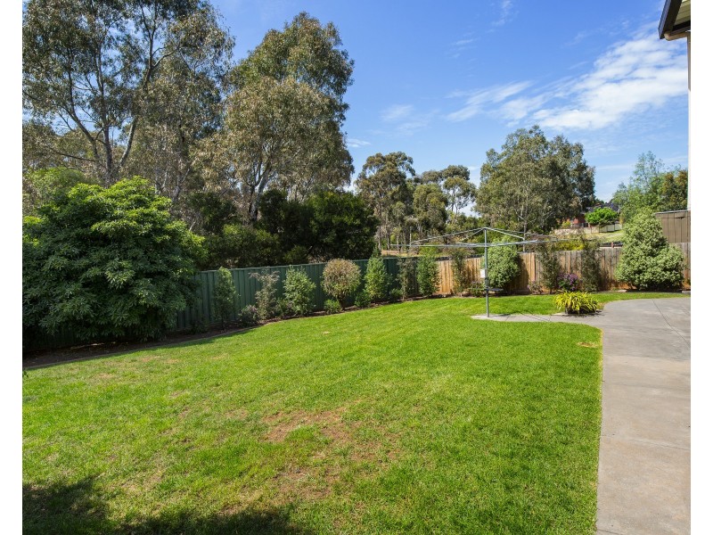 10 Ascot Drive, Keilor Park VIC 3042