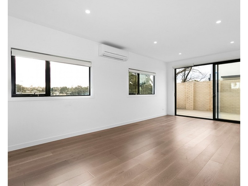 1/22 Wadham Street, Pascoe Vale South VIC 3044