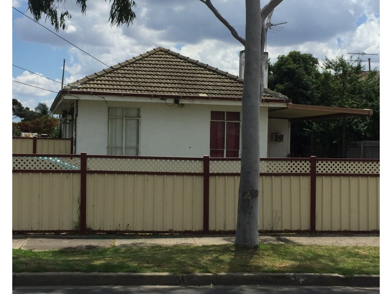 26 Churchill Ave, Maidstone VIC 3012