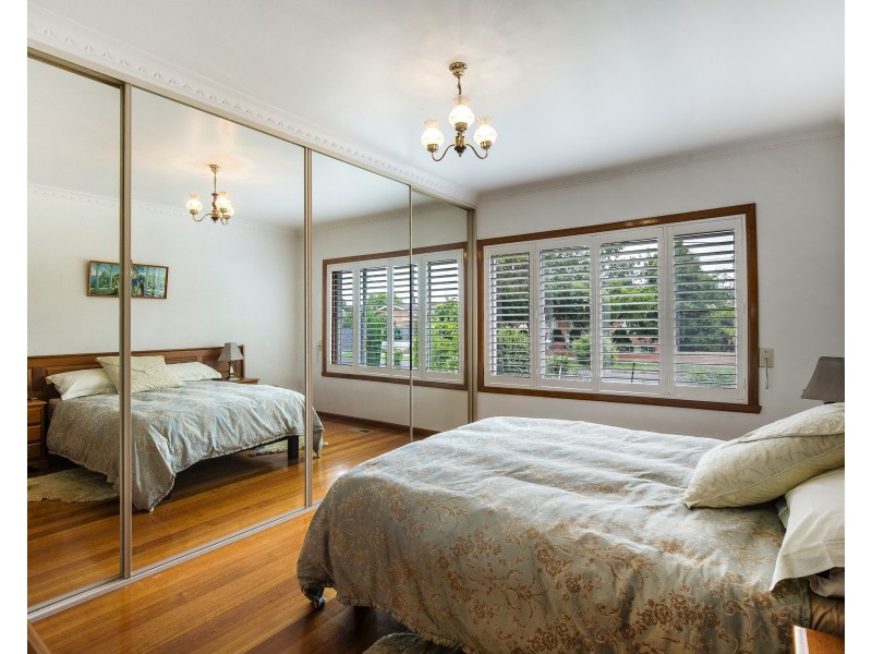 14 Arbor Terrace, Avondale Heights VIC 3034