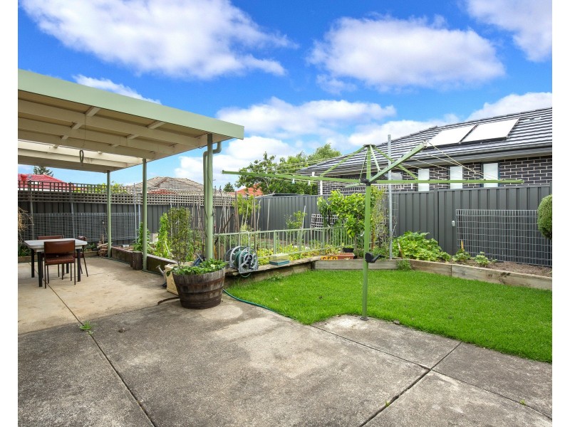 14 Arbor Terrace, Avondale Heights VIC 3034