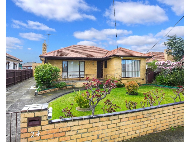 24 Alexander Street, Avondale Heights VIC 3034