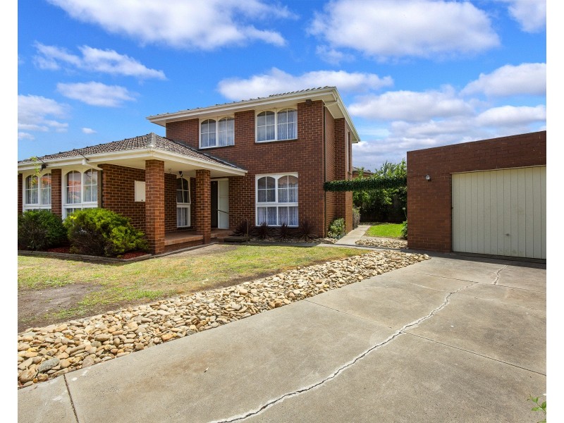 7 Coral Court, Avondale Heights VIC 3034