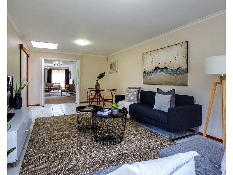 7 Coral Court, Avondale Heights VIC 3034