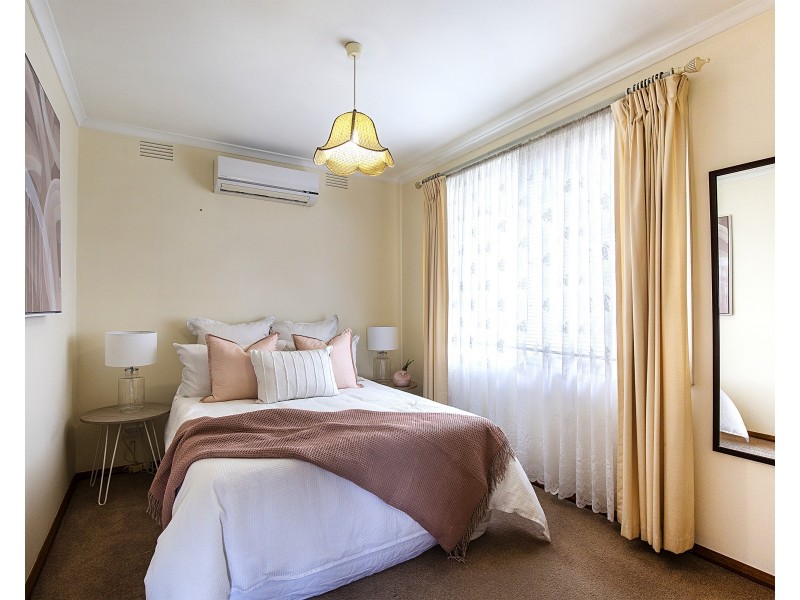 7 Coral Court, Avondale Heights VIC 3034