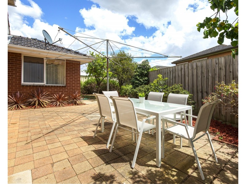 7 Coral Court, Avondale Heights VIC 3034