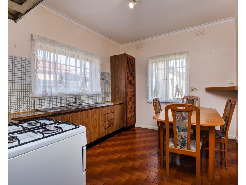 23 Macey Ave, Avondale Heights VIC 3034