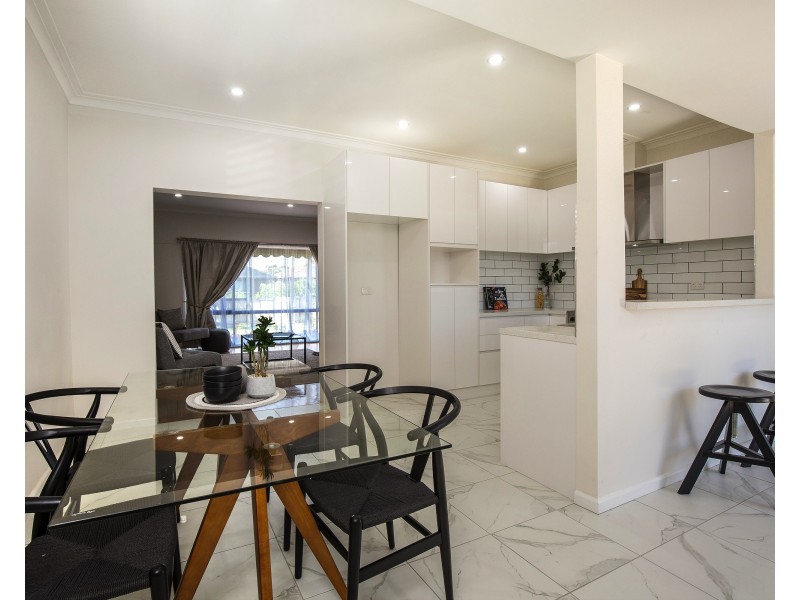 28 Robson Avenue, Avondale Heights VIC 3034