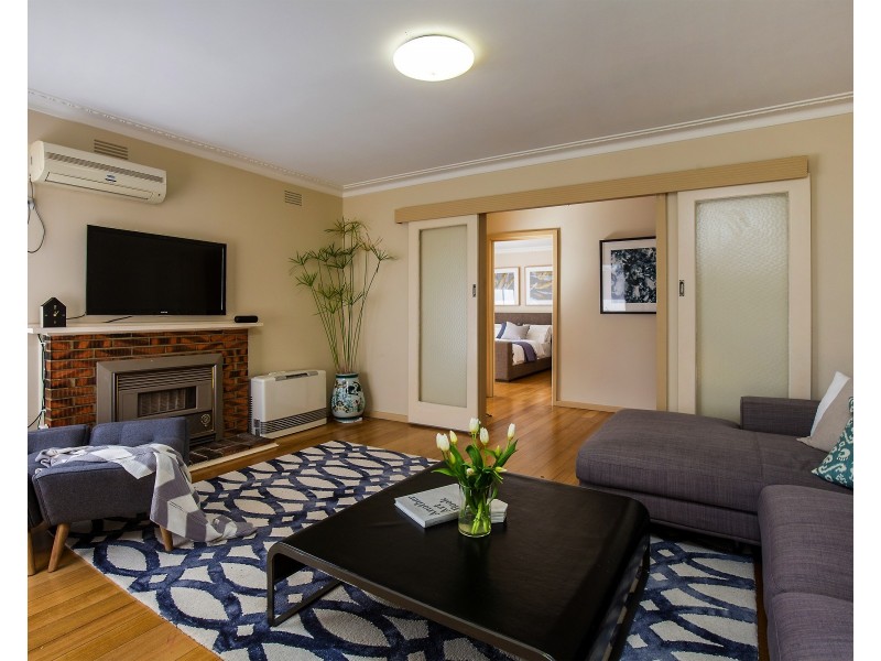 178 Military Rd, Avondale Heights VIC 3034