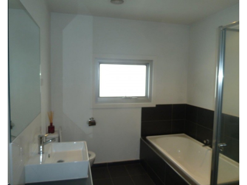 38A Robson Avenue, Avondale Heights VIC 3034