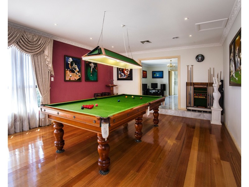 6 Karen Court, Avondale Heights VIC 3034