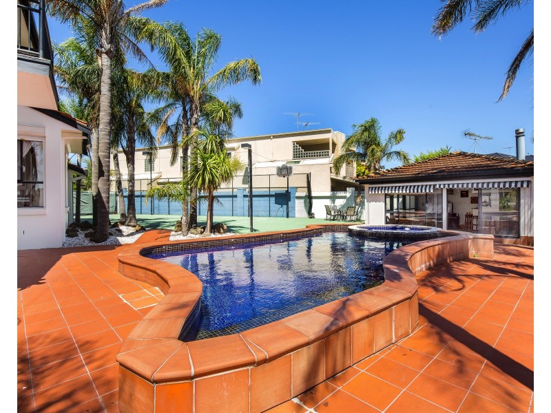 6 Karen Court, Avondale Heights VIC 3034