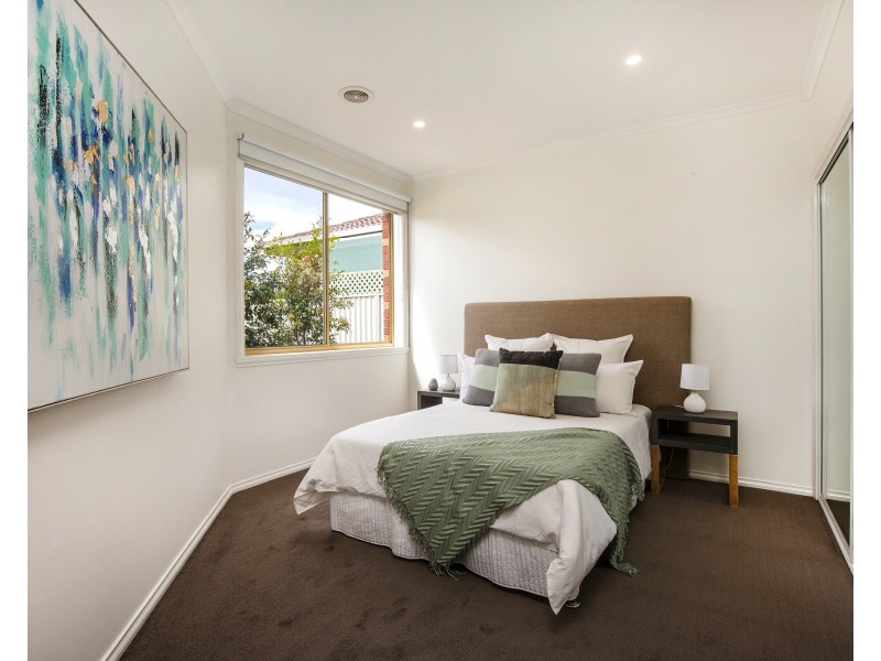 1/36 Hassett Crescent, Keilor East VIC 3033