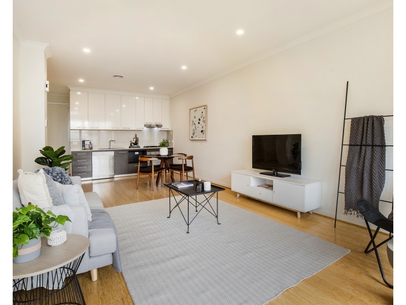 6 Aviary Grove, Thornbury VIC 3071