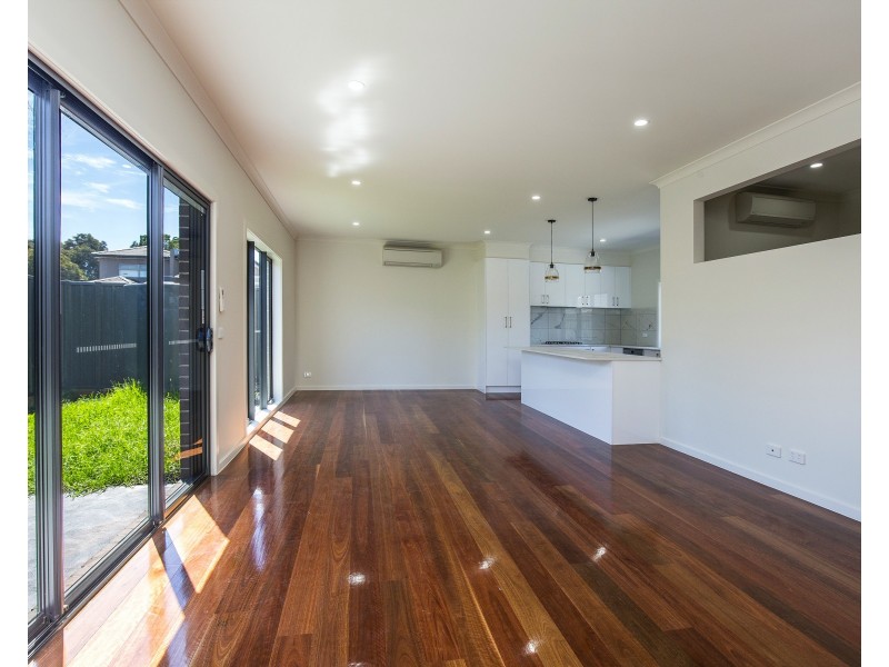 2/6 Cohen Street, Keilor East VIC 3033