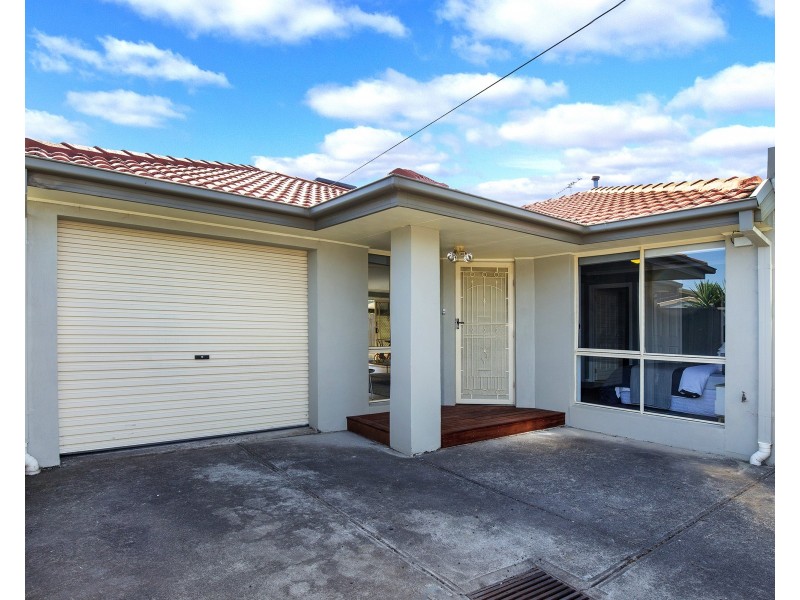 2/12 Doyle Street, Avondale Heights VIC 3034
