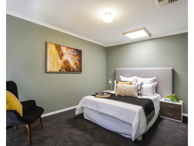 2/12 Doyle Street, Avondale Heights VIC 3034