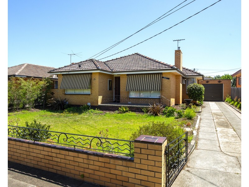 38 St Raphael Street, Avondale Heights VIC 3034