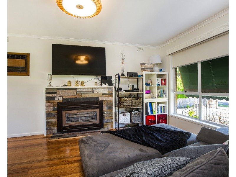 38 St Raphael Street, Avondale Heights VIC 3034