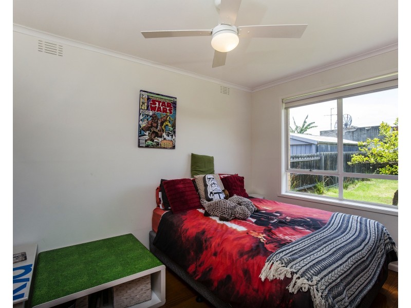 38 St Raphael Street, Avondale Heights VIC 3034