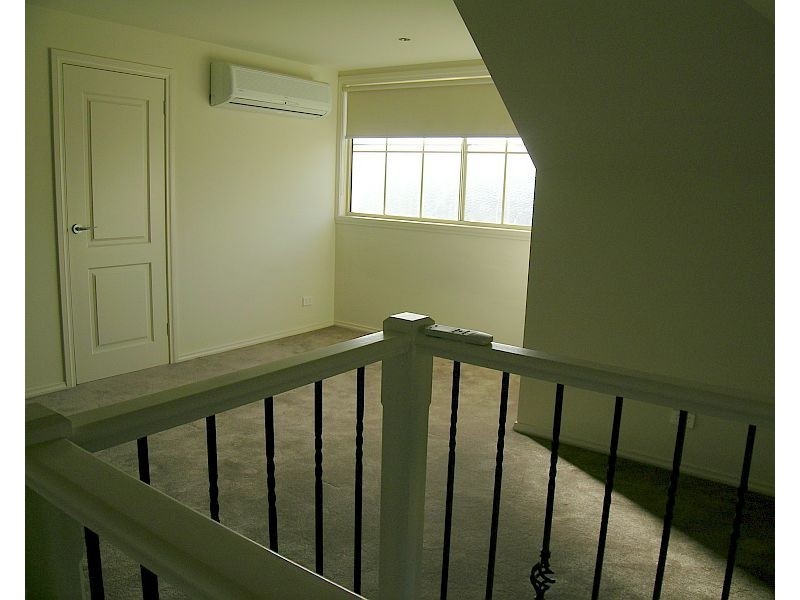 3/25 Bloomfield Avenue, Maribyrnong VIC 3032