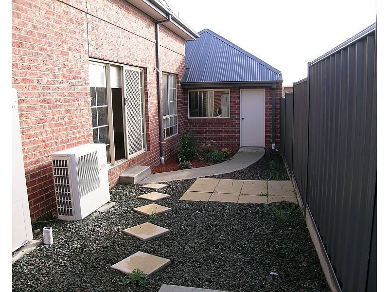 3/25 Bloomfield Avenue, Maribyrnong VIC 3032