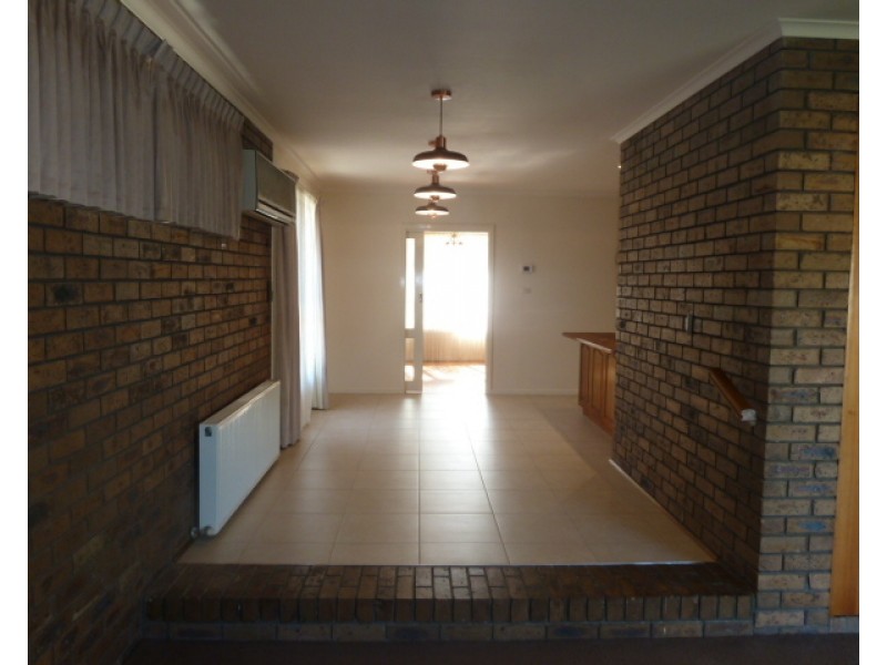 51 Wonganella Dr, Keilor East VIC 3033