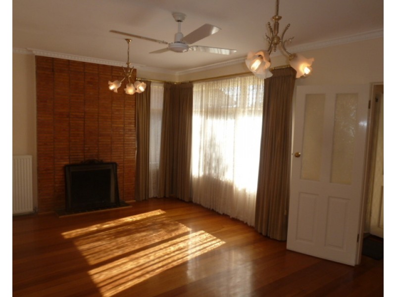 51 Wonganella Dr, Keilor East VIC 3033