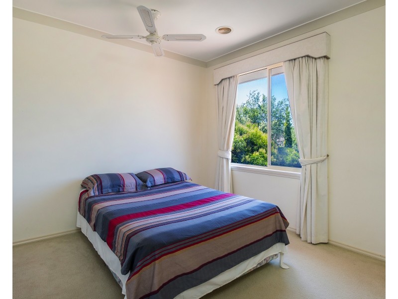 10 Landscape Drive, Hillside VIC 3037