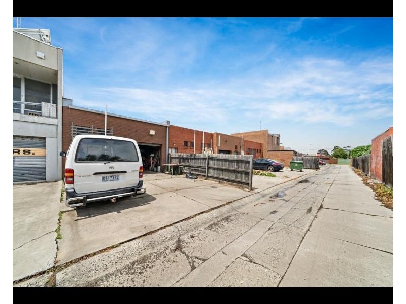 41 McFarlane Street, Keilor East VIC 3033