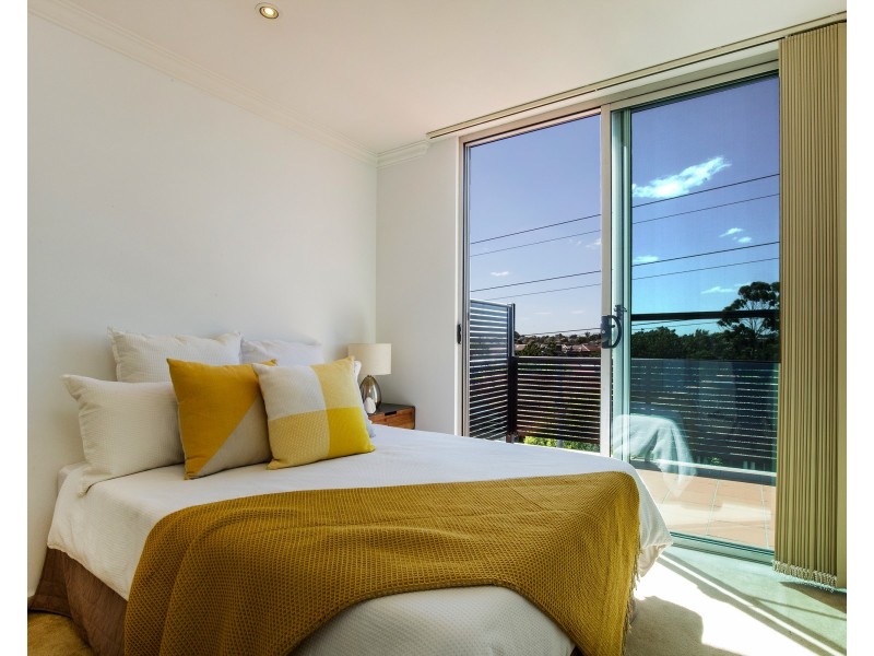 21/137 Melville Road, Brunswick West VIC 3055