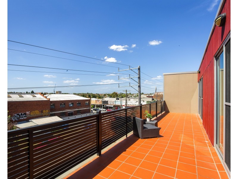 21/137 Melville Road, Brunswick West VIC 3055