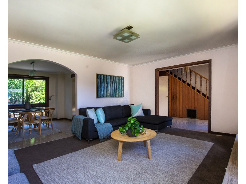 14 Christina Ct, Avondale Heights VIC 3034