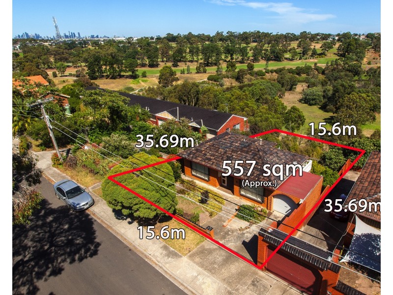 11 Laura Grove, Avondale Heights VIC 3034