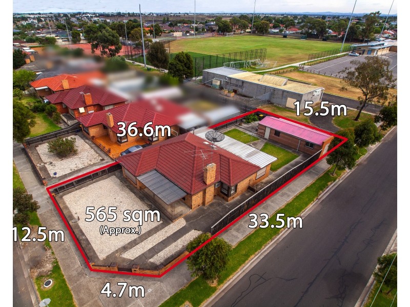 18 Rogerson Street, Avondale Heights VIC 3034