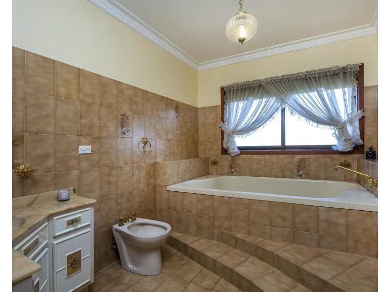 21 Prescott Place, Avondale Heights VIC 3034