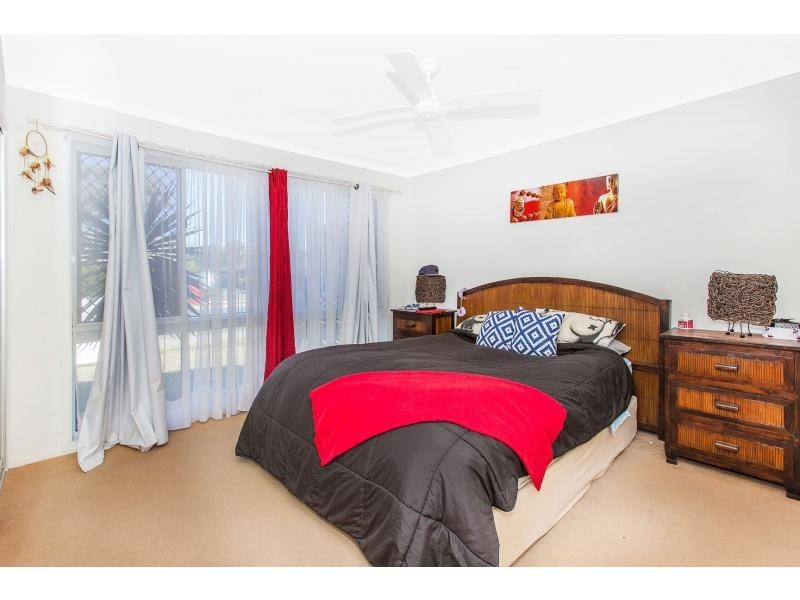 24 Avocado Street, Elanora QLD 4221
