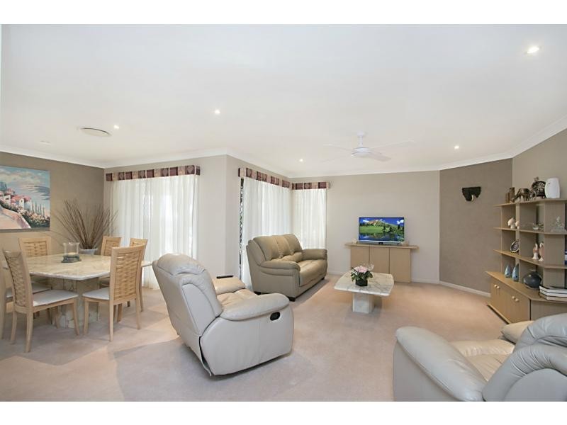 9 Royal View Close, Burleigh Heads QLD 4220