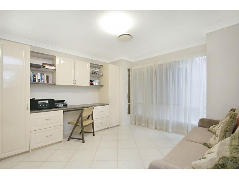 9 Royal View Close, Burleigh Heads QLD 4220