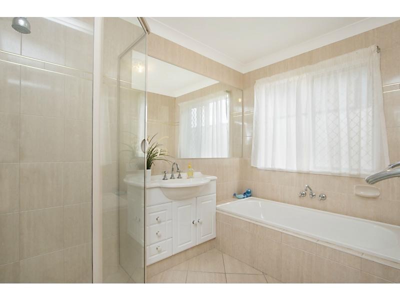 9 Royal View Close, Burleigh Heads QLD 4220